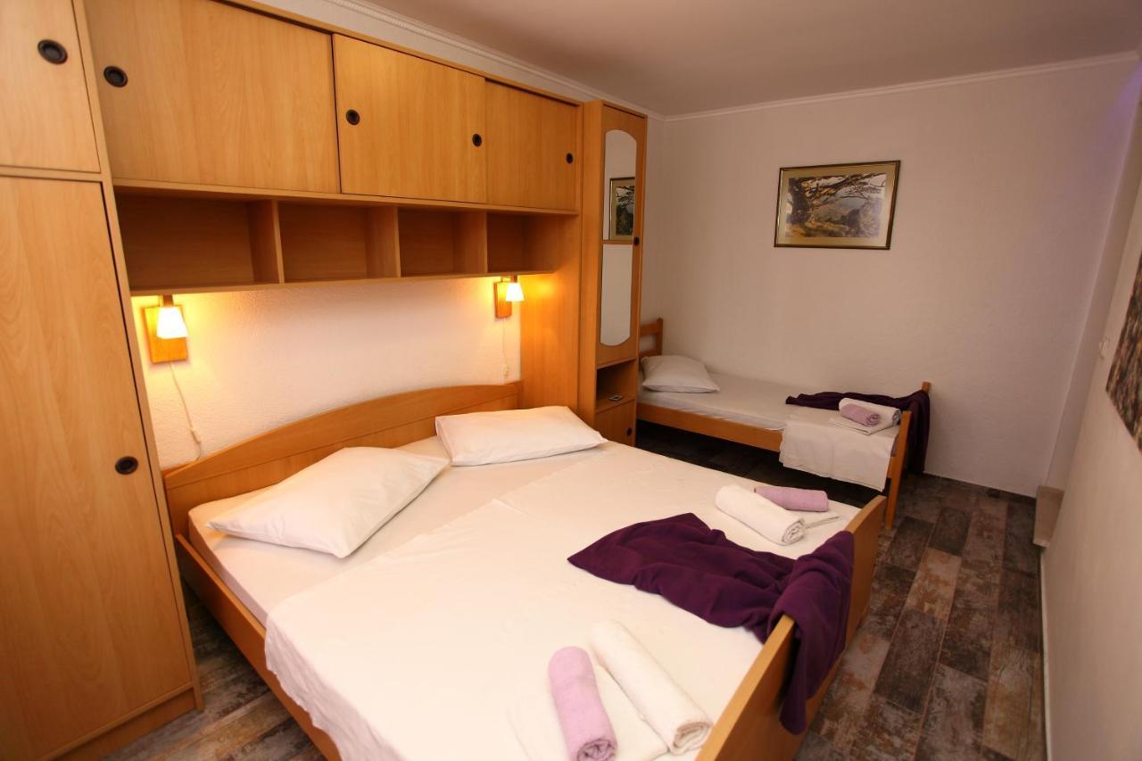 Apartments Rustica Makarska Exteriör bild